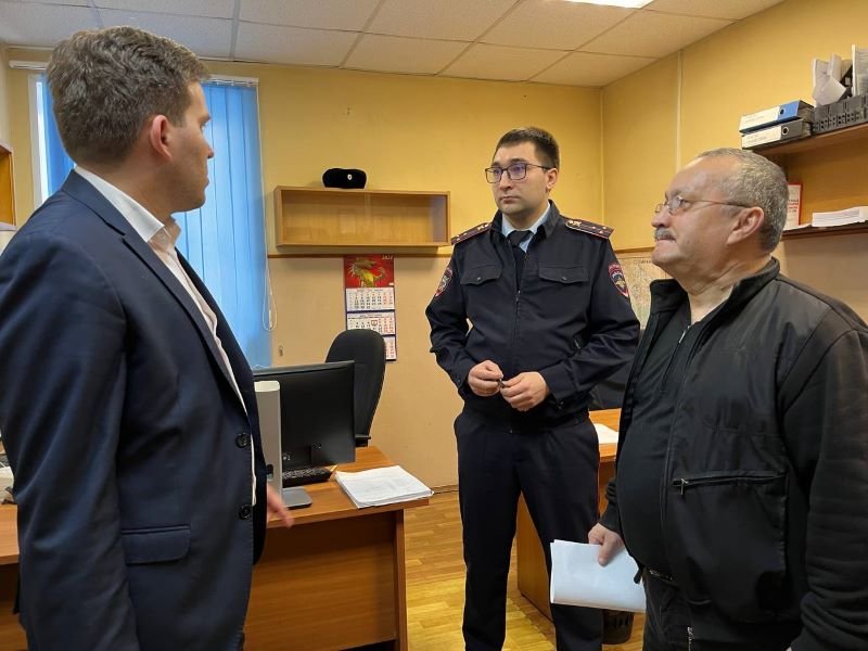 В Жуковском общественники проверили участковые пункты полиции
